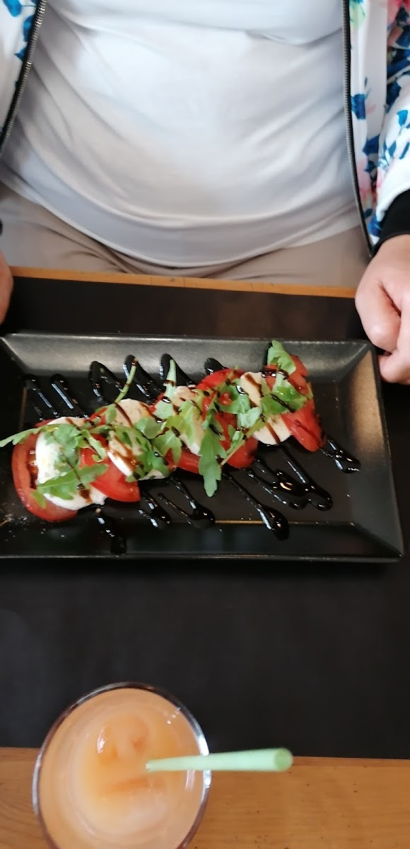 L'entre 2, Restaurant-5